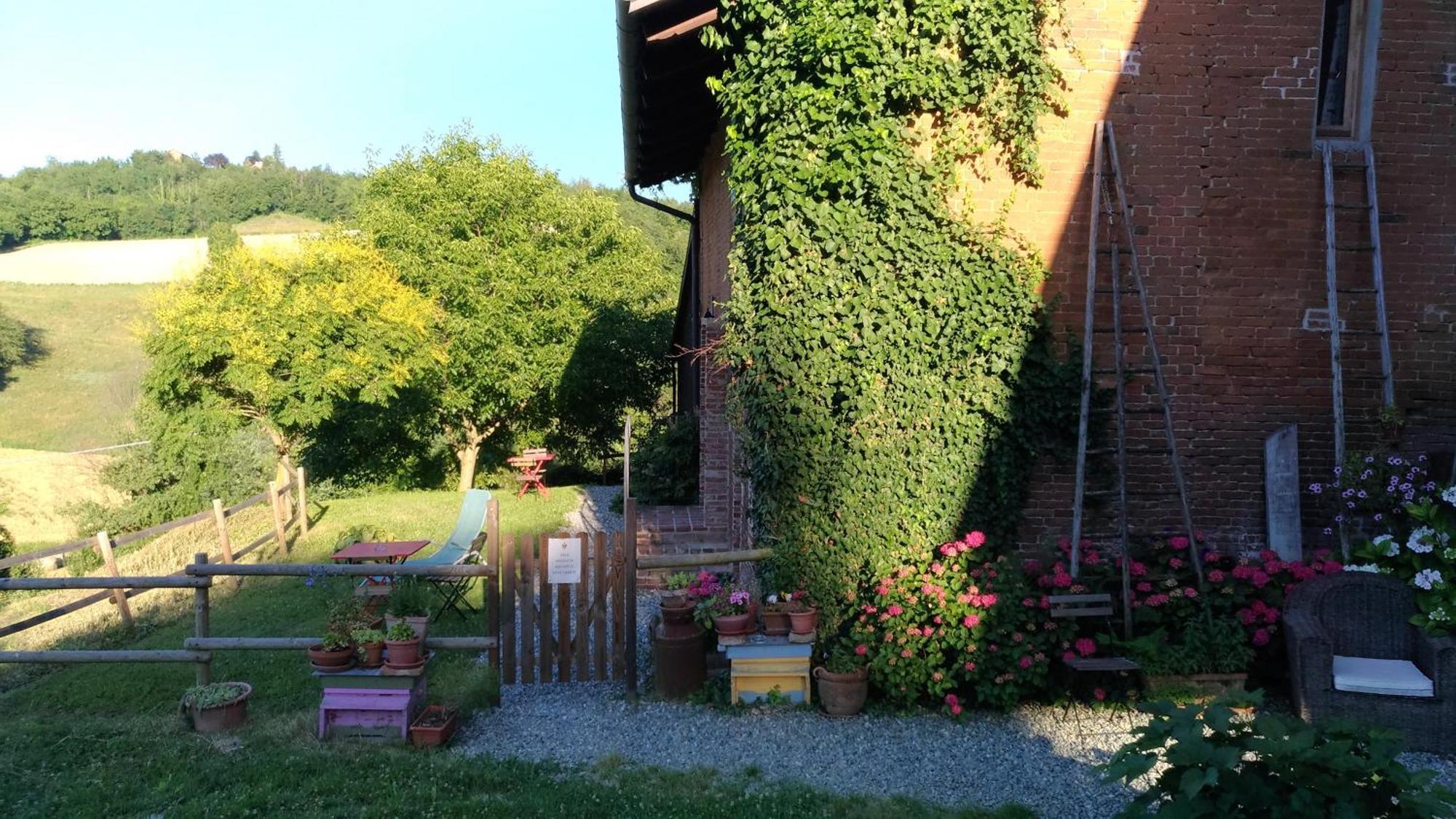 I Conti Della Serva Cinzano Extérieur photo