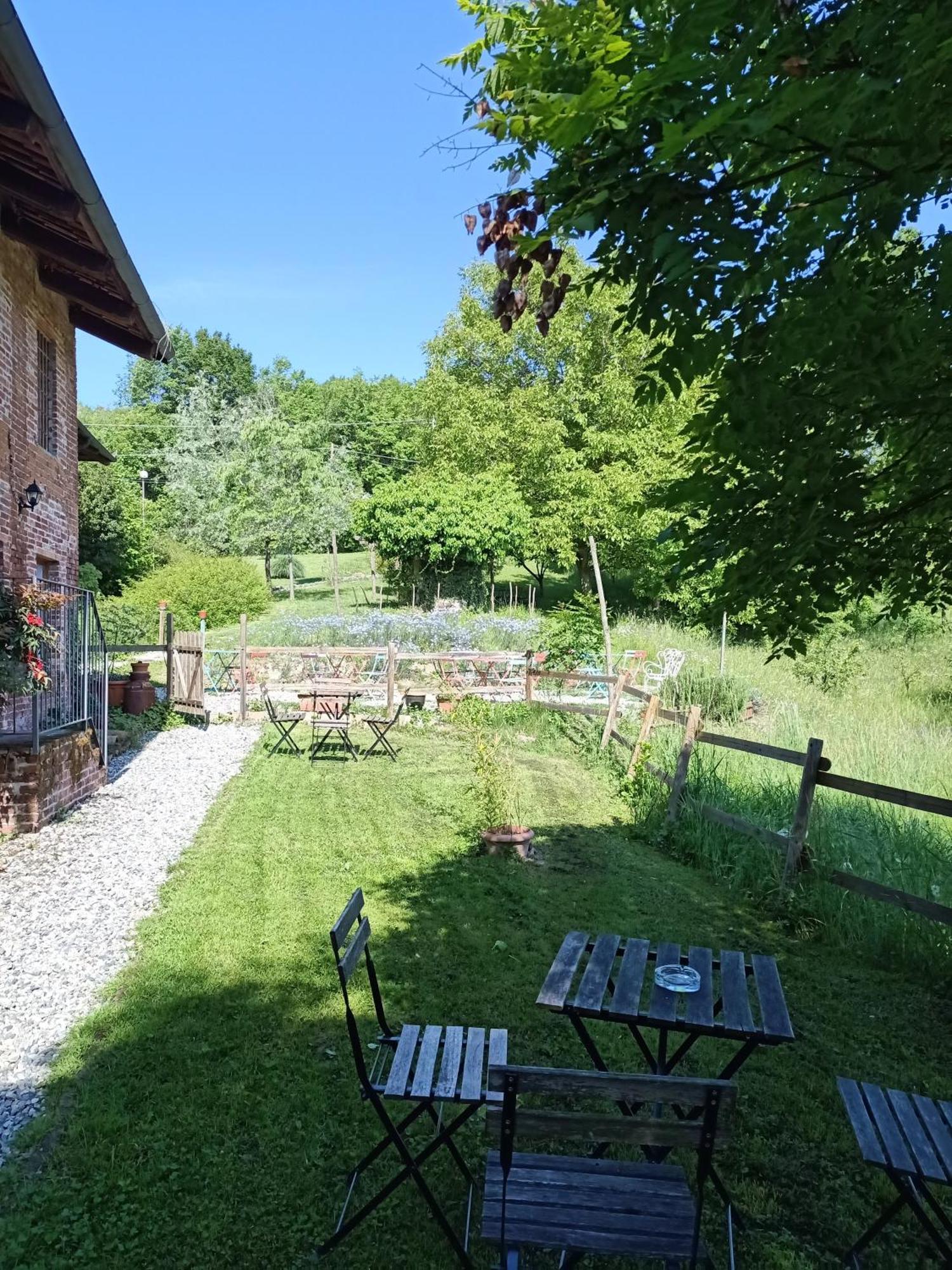 I Conti Della Serva Cinzano Extérieur photo
