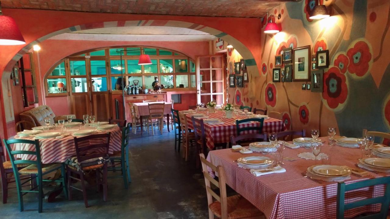 I Conti Della Serva Cinzano Extérieur photo