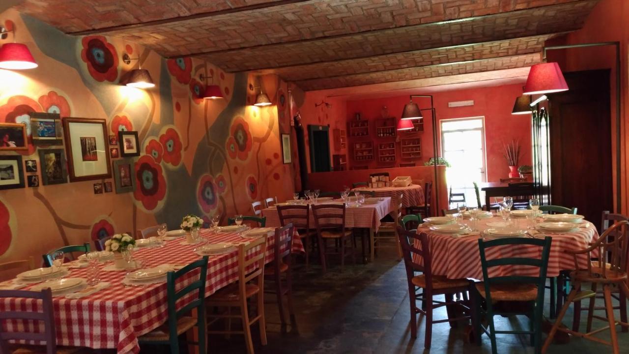 I Conti Della Serva Cinzano Extérieur photo
